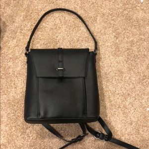Universal Thread purse